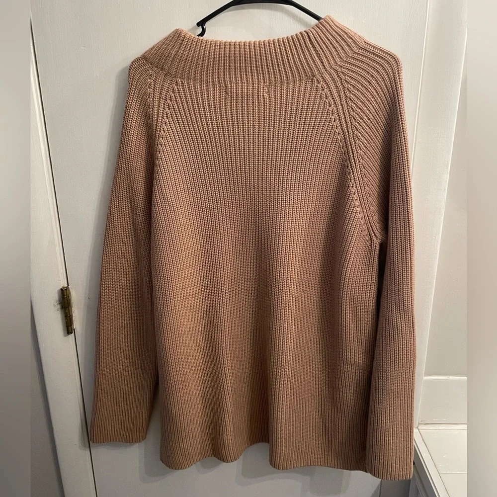 Womens Banana Republic Sweater XL - Picture 3 of 3